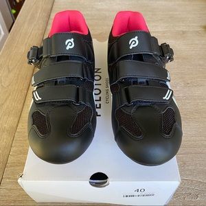 Peloton Spin shoes with cleats. Size 40